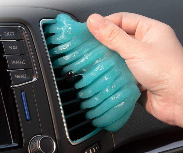 Cleaning Gel for Car Detailing