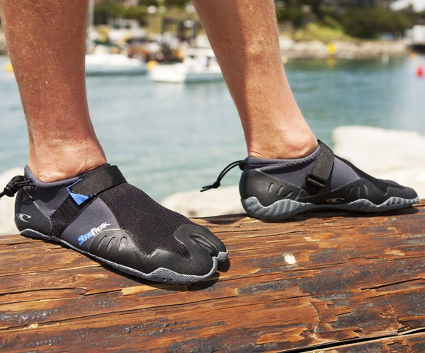 O'Neill Superfreak 2mm Tropical Split Toe Booties