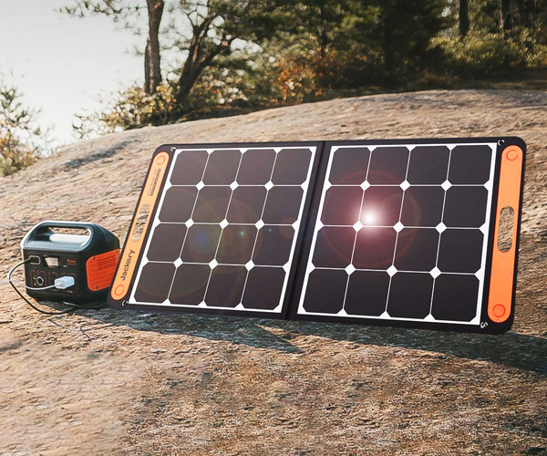 Jackery 100W Portable Solar Panel