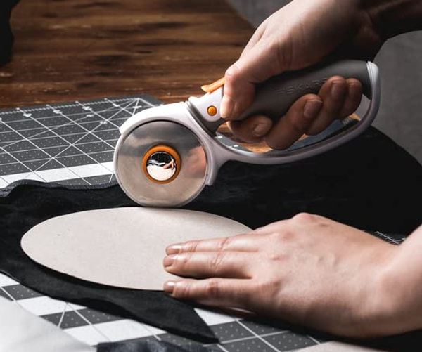 Fiskars Comfort Grip Rotary Cutter