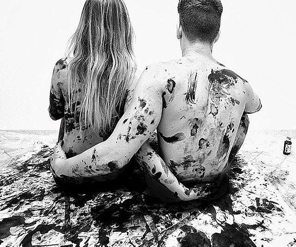Love is Art Canvas and Paint Kit