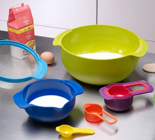 Nesting Bowls Set