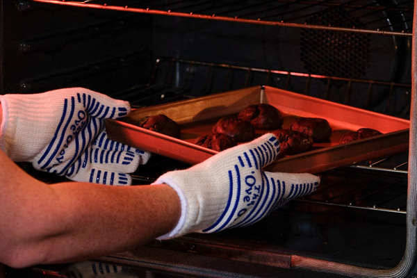 The Ove Glove