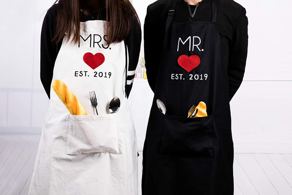 His & Hers Matching Apron Set