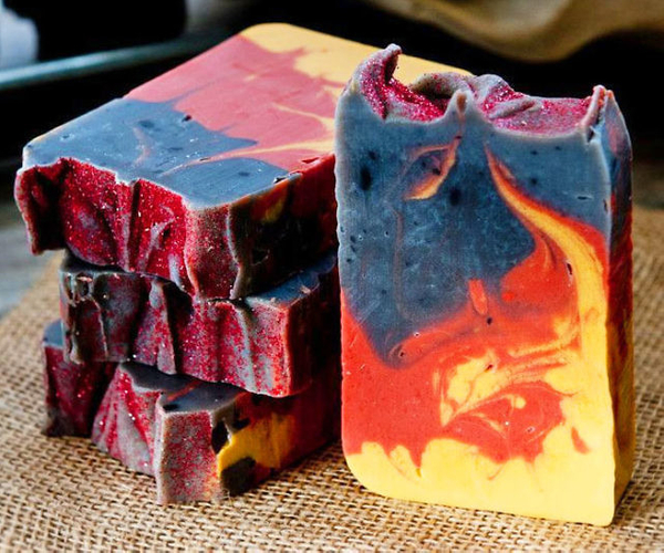 Gun Powder Campfire Whiskey Set