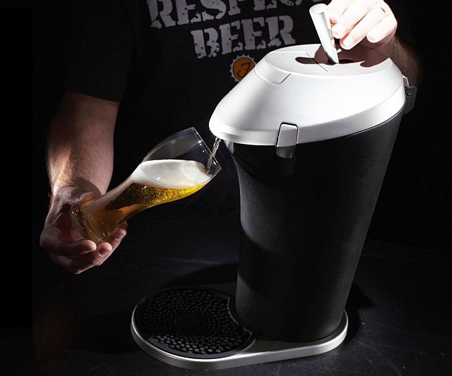 Fizzics Bottle To Draft Beer Dispenser