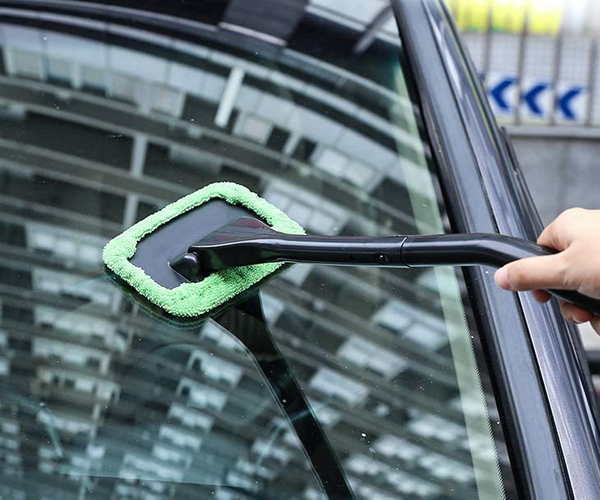 Window and Windshield Microfiber Washer