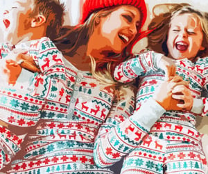 33 Ridiculously Funny Family Christmas Pajamas That'll Look Great in Your Family Christmas Card