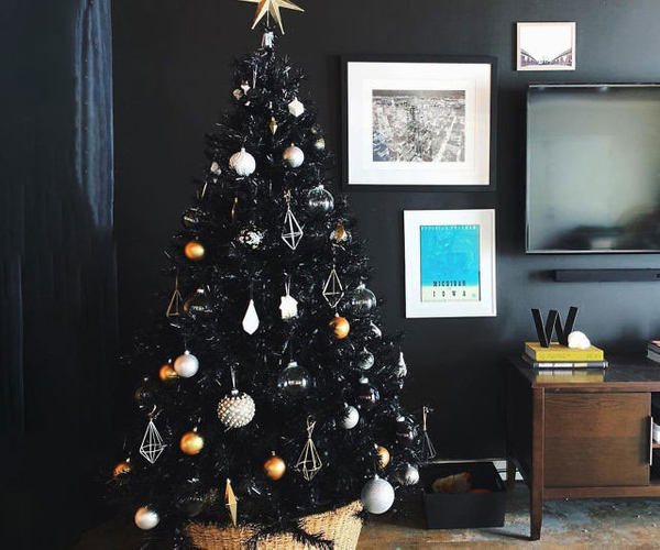 The Black Christmas Tree