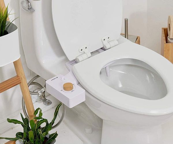Tushy Bidet Cleaning System