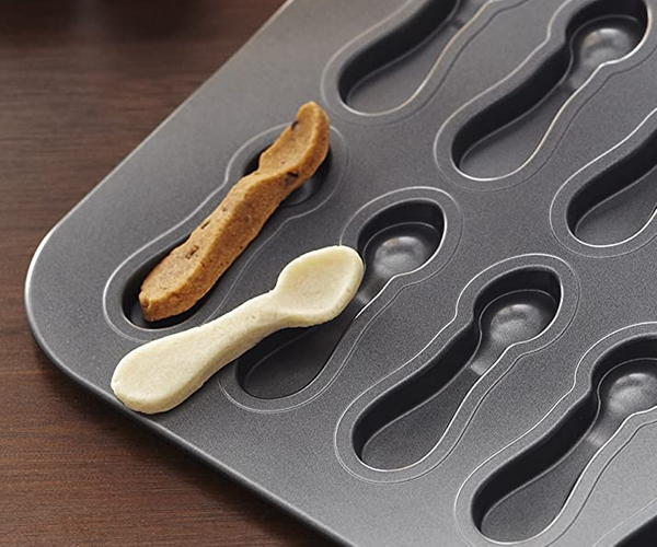 Spoon-Shaped Cookie Pan