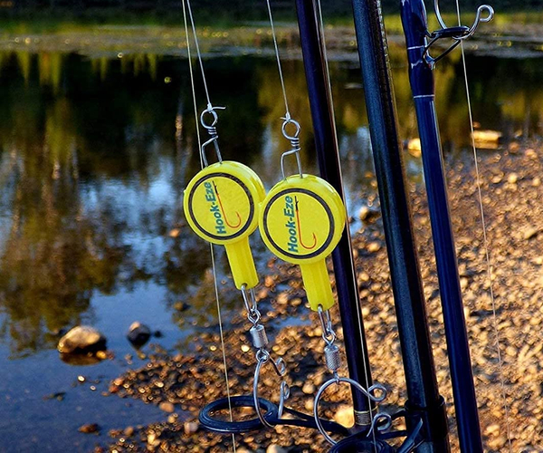 HOOK-EZE Fishing Knot Tying Tool