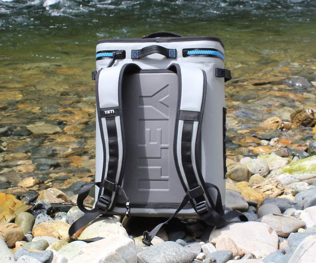 YETI Hopper Backflip 24 Soft Sided Cooler/Backpack