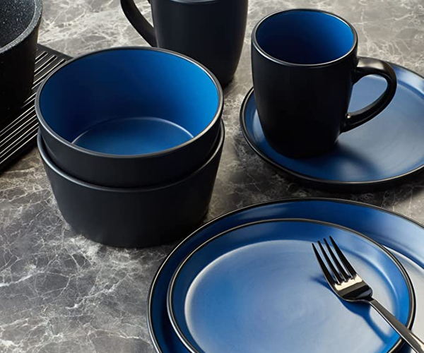 Full Dinnerware Set