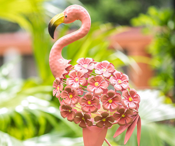 Solar Powered Flowery Flamingo Light