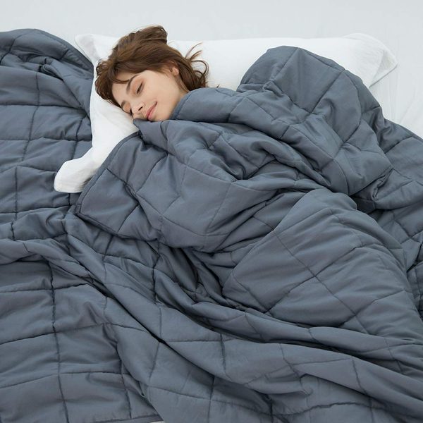 Weighted Cooling Blanket For Better Sleep