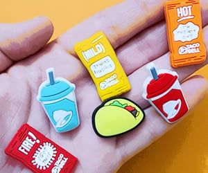 37 Spicy Taco Bell Gifts That'll Make You Want To Live Mas