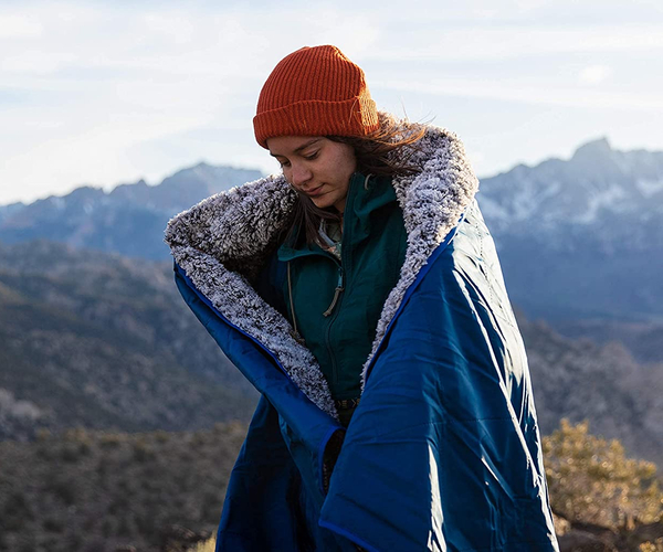 Waterproof Sherpa Lined Blanket