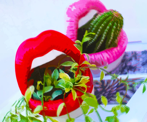 23 Extra Funny Planters That'll Make You Laugh Til You Wet Your Plants