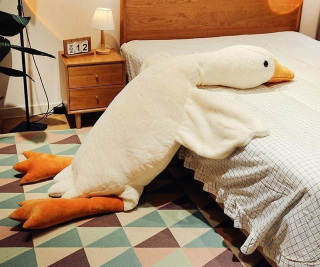 Giant Goose Plush Toy
