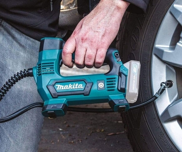 Makita Cordless Tire Inflator