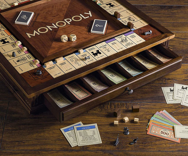 Monopoly Heirloom Edition