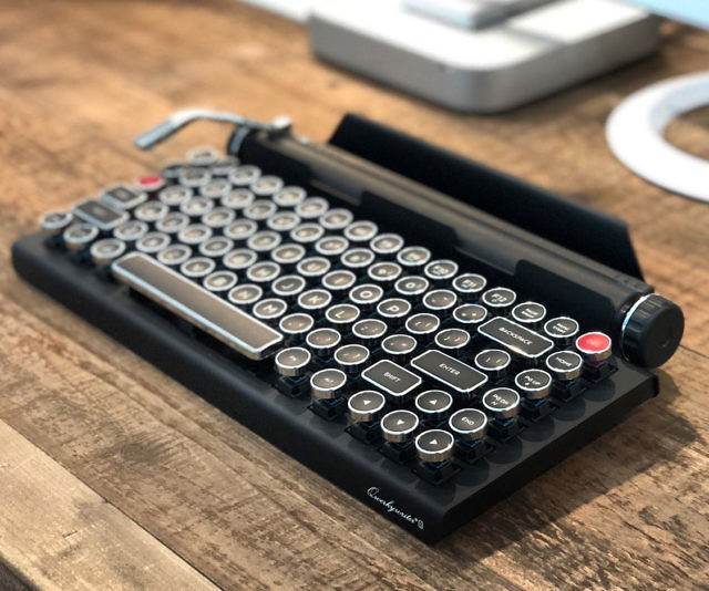 Bluetooth Typewriter Keyboard
