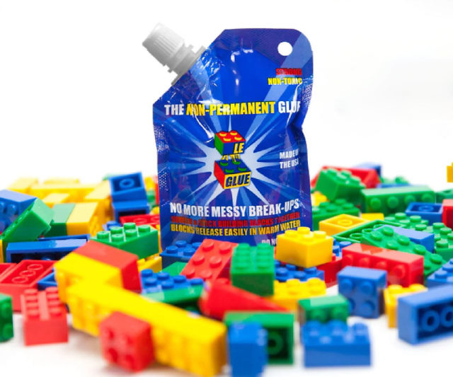 Temporary LEGO Glue