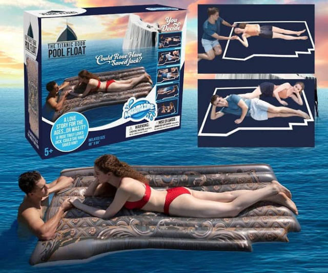 Titanic Door-Shaped Pool Float