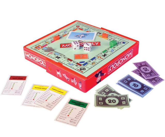 World’s Smallest Monopoly Board Game