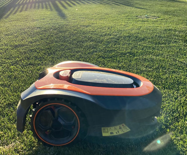 MowRo Autonomous Lawn Mower