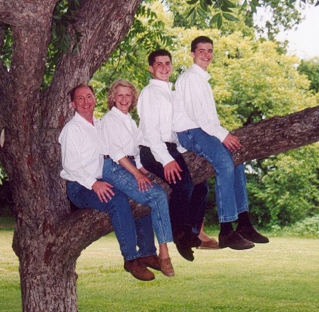 Awkward Family Photos Book