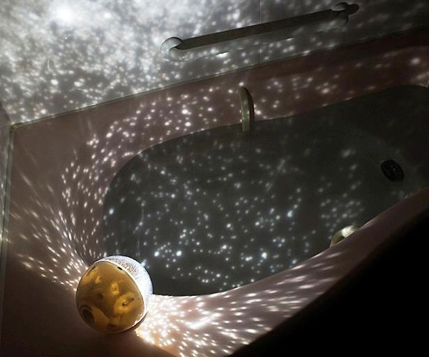 Bathtub Planetarium