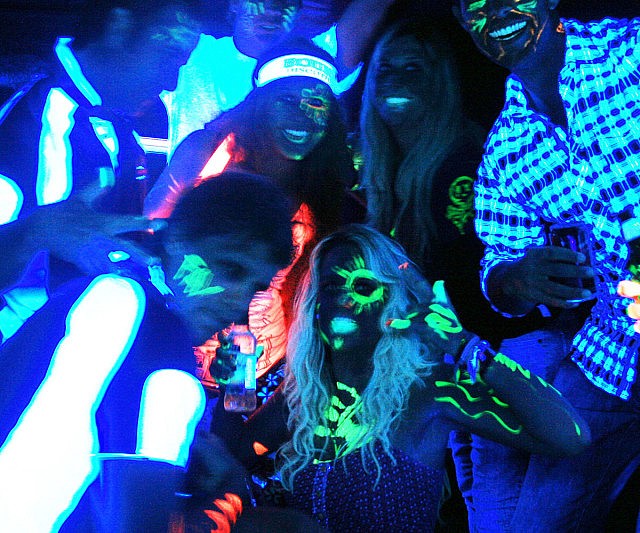 Black Light Glow Party Kit