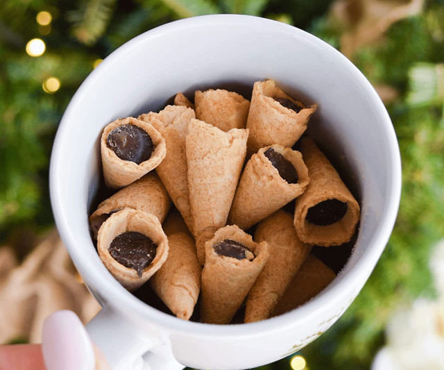 Chocolate Filled Bite Size Waffle Cones