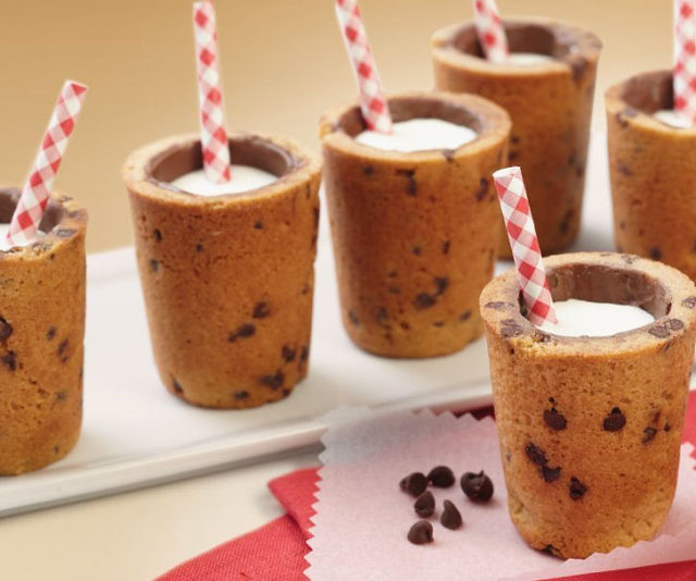 Cookie Shot Glass Making Pan Set