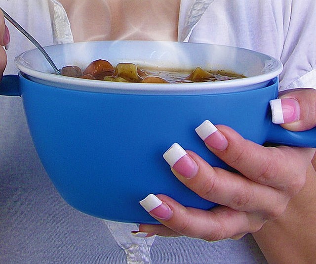 Cool To The Touch Microwave Bowl