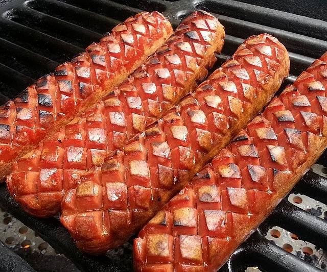 Hot Dog Criss Cross Slicer