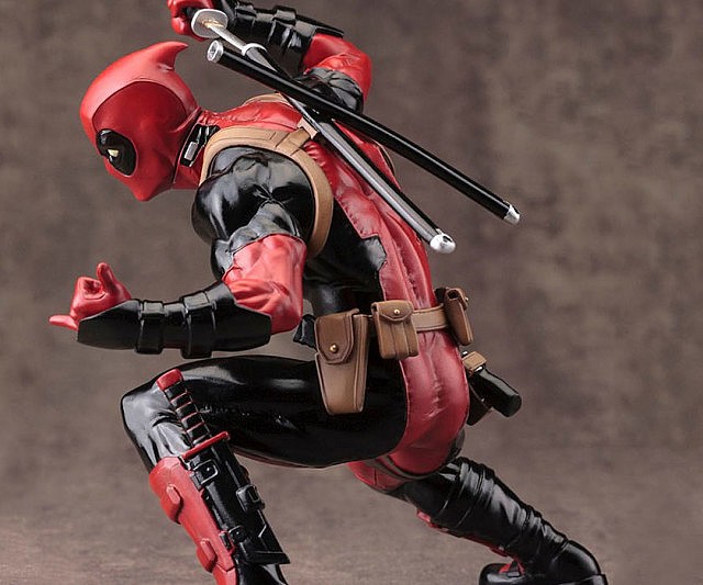 Deadpool Statue