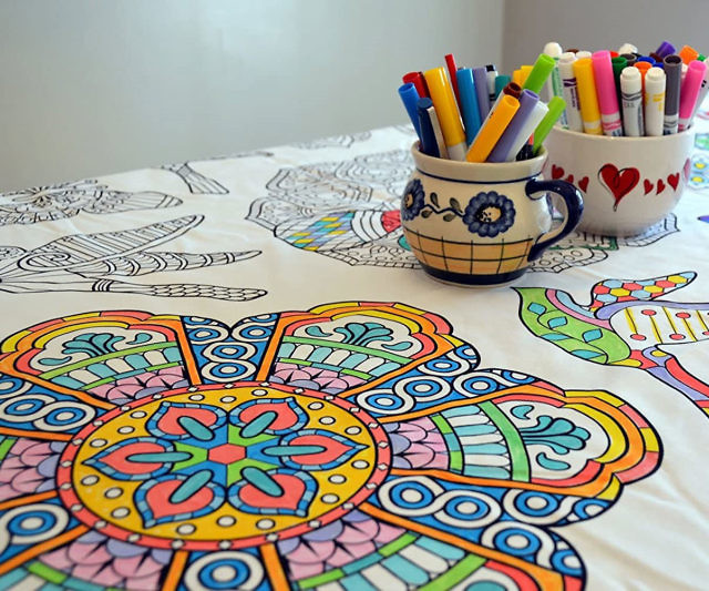 Draw-On Tablecloth