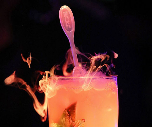 Smokey Dry Ice Drink Stirrers