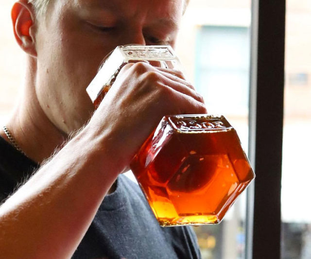Dumbbell Beer Glass