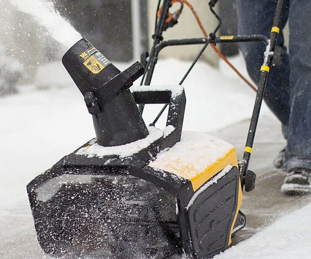Electric Snow Thrower