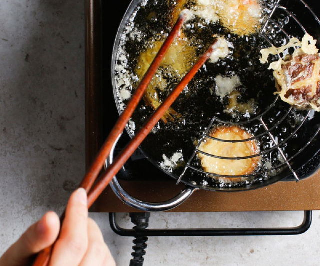 Extra Long Cooking Chopsticks