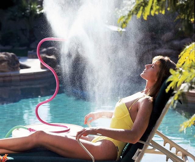 Flexible Portable Mist Stand