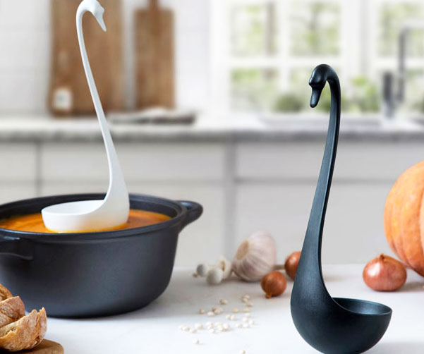 Floating Swan Ladle