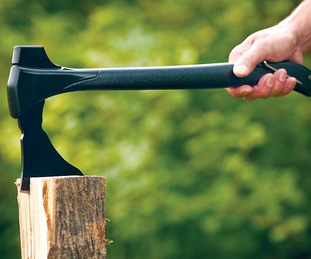 4-In-1 Woodsman Multi-Tool Axe