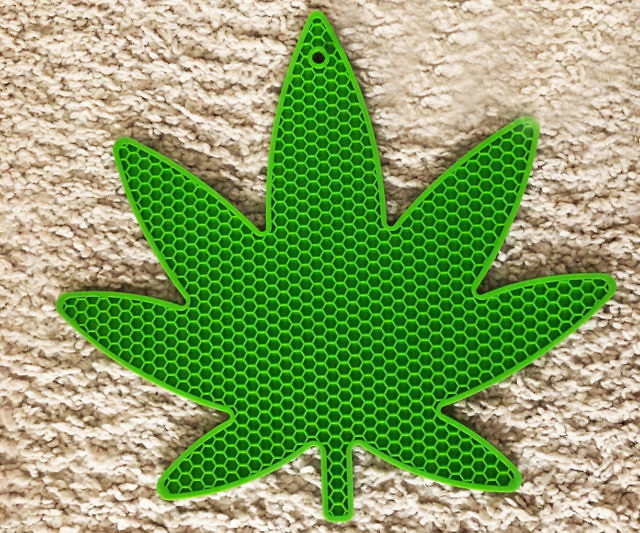 Pot Leaf Pot Holder