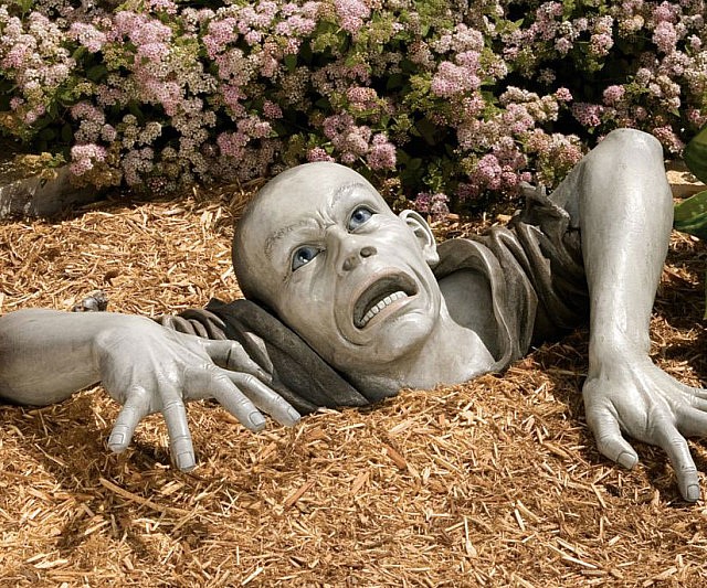 Lawn Zombie Decoration