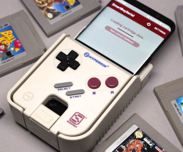 Smartphone Game Boy Adapter